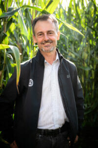 Tim stood in a crop of LG Highlight