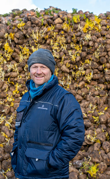 Farmer-Roger-James-Robbos-Fodder-Beet